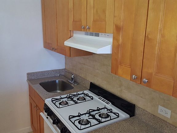5th image of 22289 Braddock Ave APT 6F