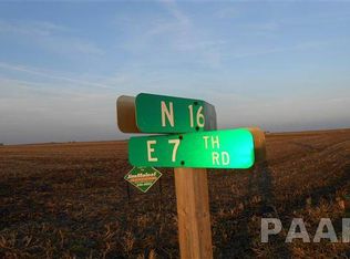 0 7th, Washburn, IL 61570