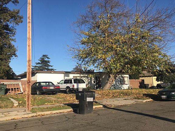 3rd image of 447 Drakeley Ave