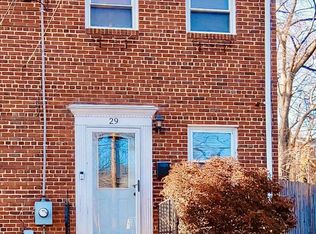 29 S Hudson St, Alexandria, VA 22304