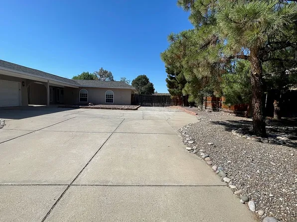 5316 Ironwood Dr NW, Albuquerque, NM 87114