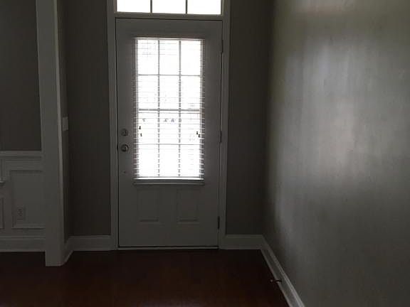 5th image of 422 Brick Kiln Dr
