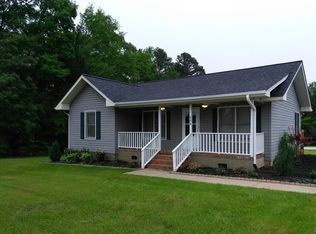 206 Pinsonville Rd, Greenwood, SC 29646