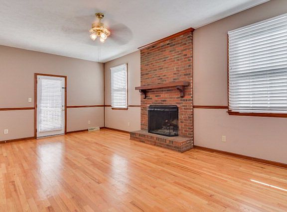 5th image of 2114 Casaba Dr