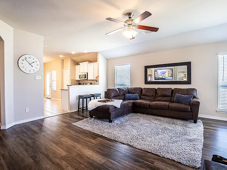 8800 Deadwood Ln — Photo 4