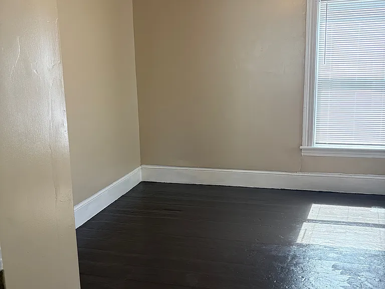 32-34 Dix St #2 — Photo 11