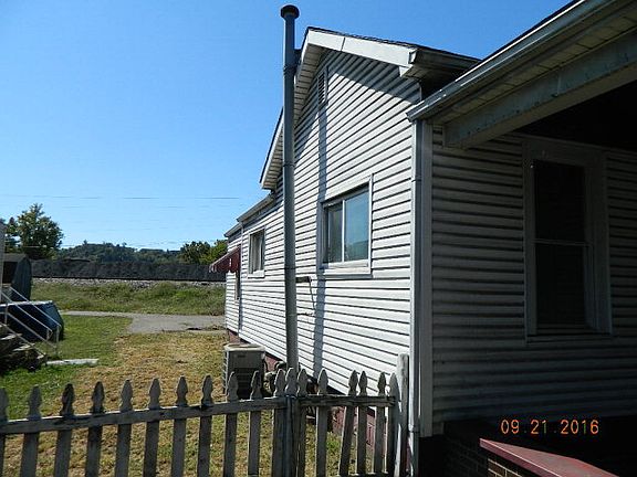 3rd image of 316 Pike St