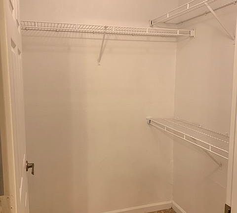 4th image of 802 Crest Pines Dr APT 817
