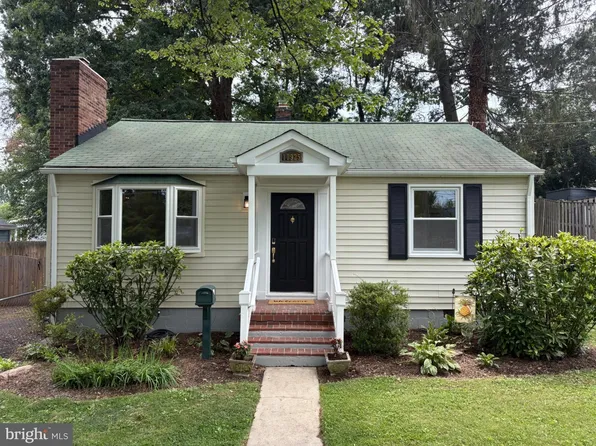 10925 Milburn St, Fairfax, VA 22030