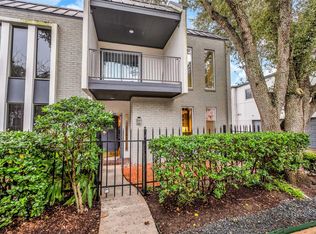 1300 Augusta Dr APT 18, Houston, TX 77057