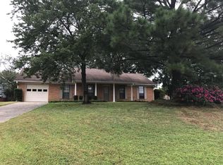 100 Dolphin Ct, Alabaster, AL 35007