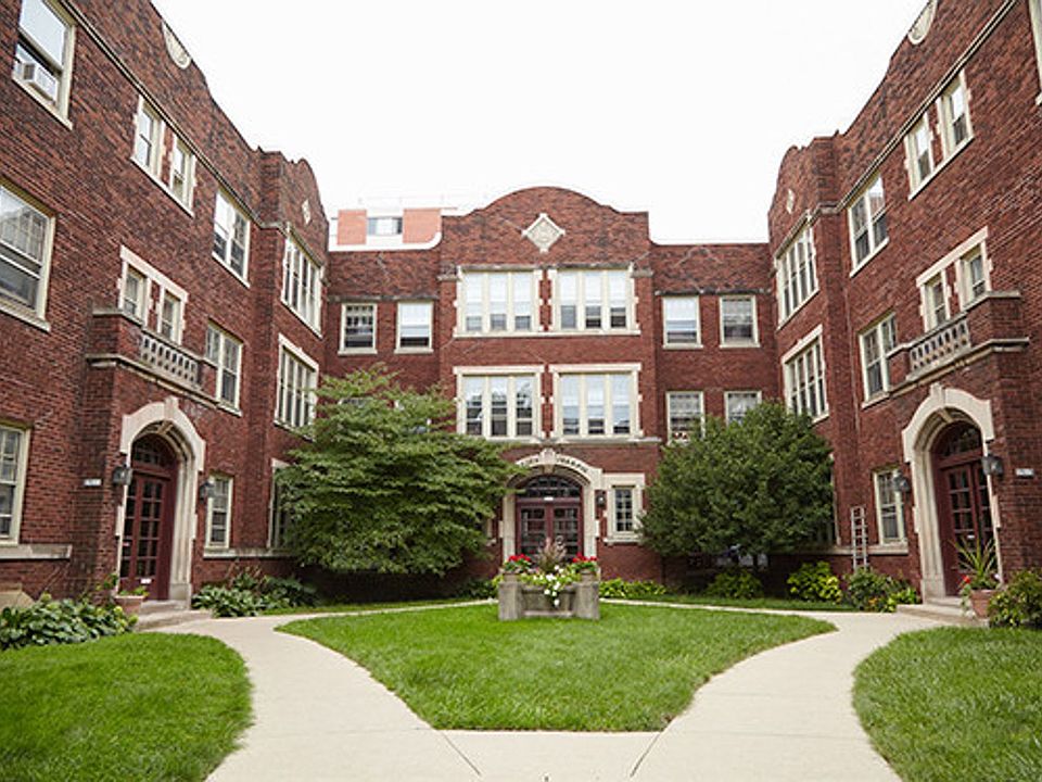 1st image of 2507-2515 N Stowell Ave #27