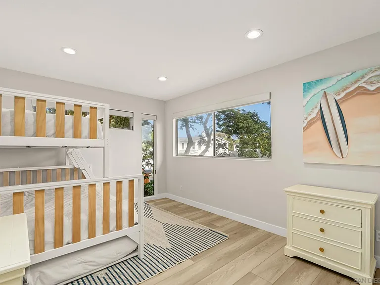 438 La Mesa Ave — Photo 26