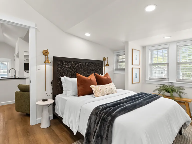 211 Ardmore Dr — Photo 31