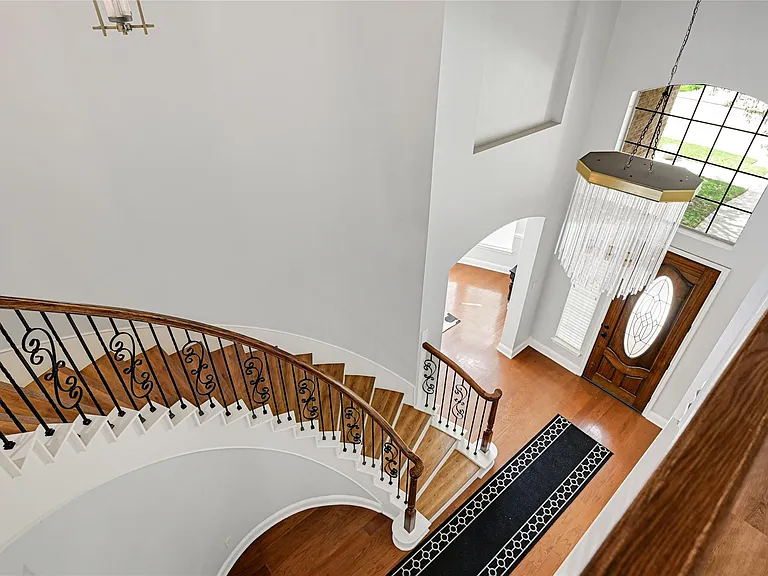 28214 Churchill Ct — Photo 24