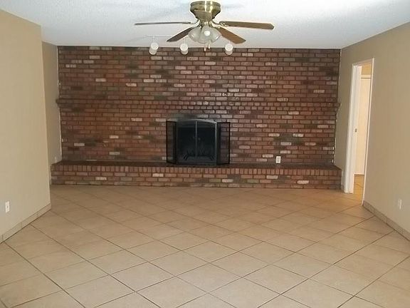 2nd image of 5644 W Cinnabar Ave