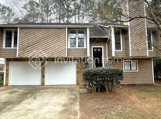 2559 Porter Dr, Lawrenceville, GA 30044