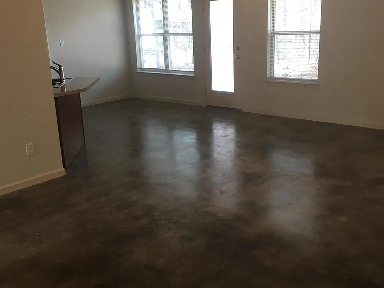 1516 Sugar Maple Ln — Photo 15