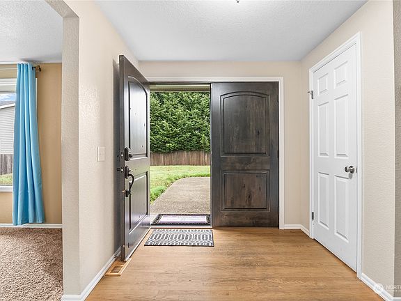 5th image of 3511 180th Street E