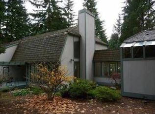 13615 NE 48th Pl, Bellevue, WA 98005