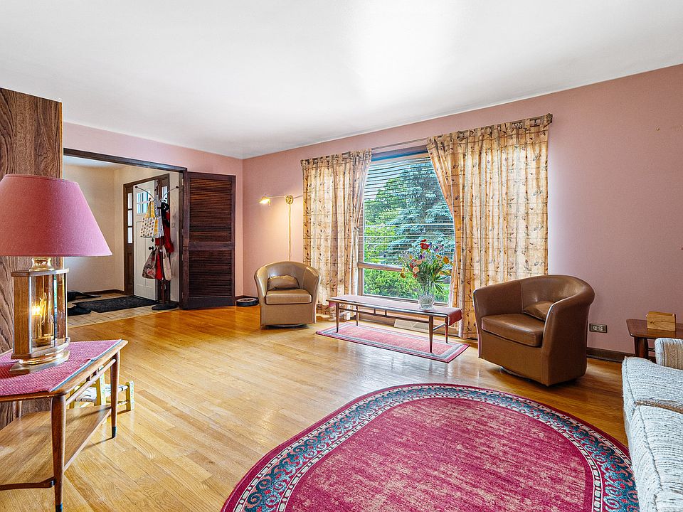 9108 Windsor Dr, Palos Hills, IL 60465 | Zillow