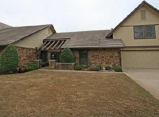 6125 E 67th Ct, Tulsa, OK 74136