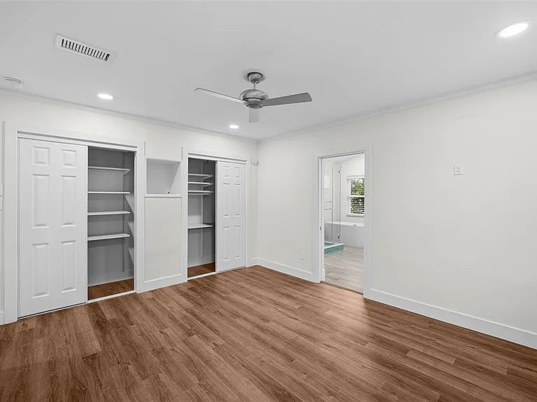 402 Erie Ave — Photo 36