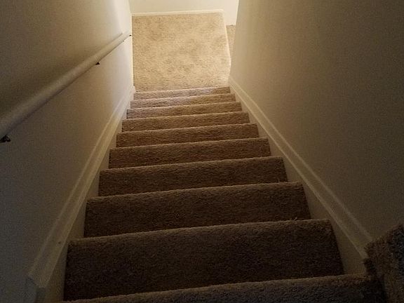 5th image of 50681 Jefferson Ave