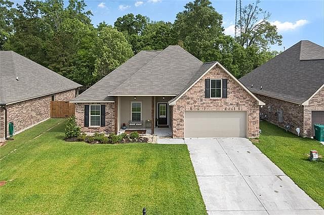 1st image of 23444 Conifer Dr