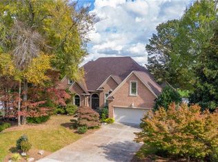 175 River Hill Dr, Bermuda Run, NC 27006