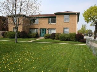 2000 W Van Beck Way #1, Milwaukee, WI 53221