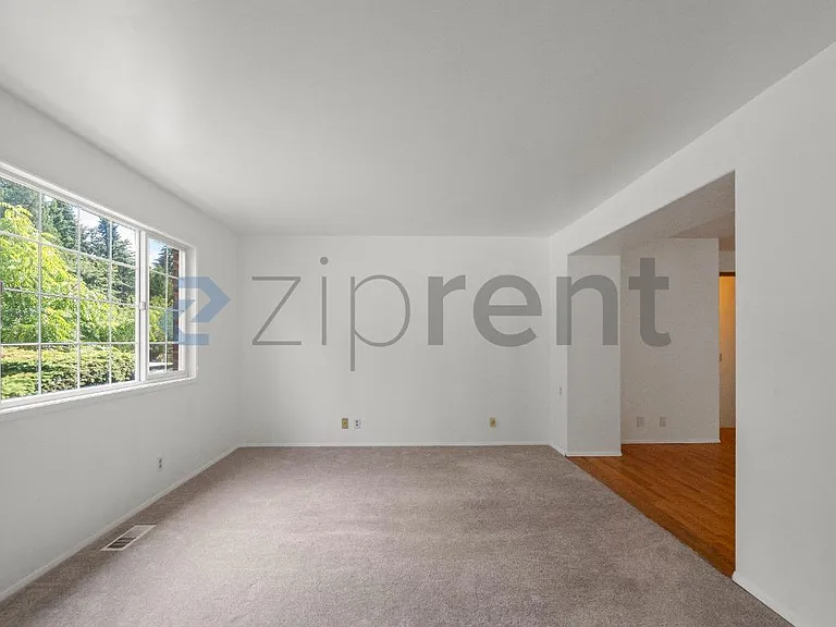13005 NE 109th Pl — Photo 3