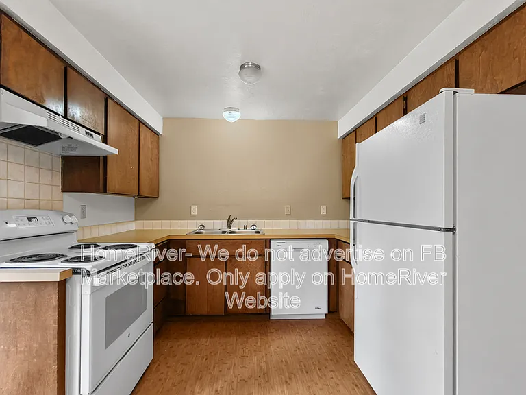 819 E 9th Ave — Photo 2