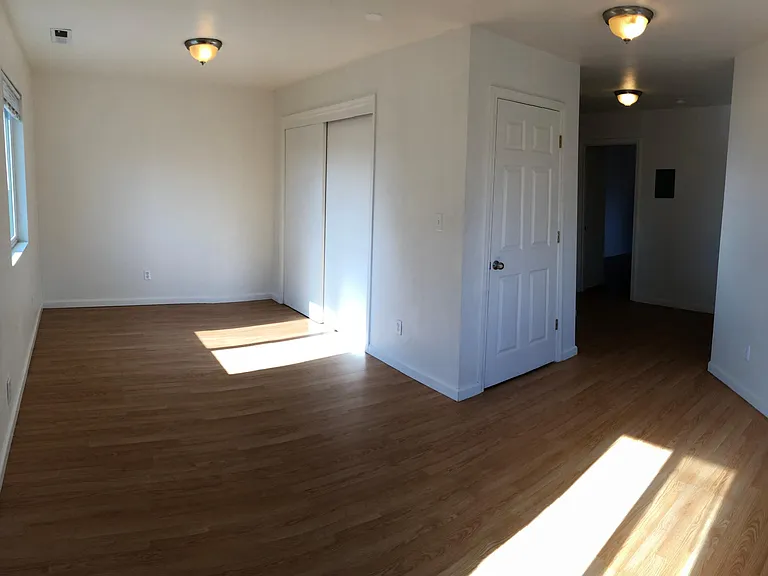 625 Bonnie St — Photo 12