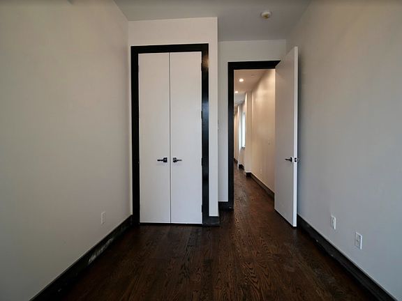 5th image of 340 Irving Ave #C2