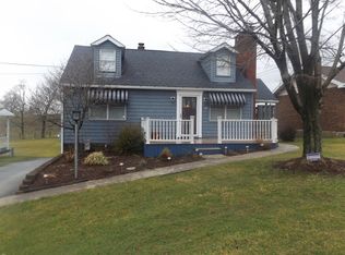 47 Nell St, Hopwood, PA 15445
