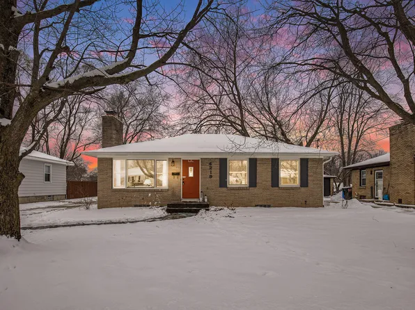 4219 Illinois Ave SW, Wyoming, MI 49509