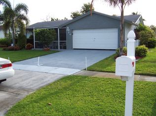 204 Dove Cir, Royal Palm Beach, FL 33411