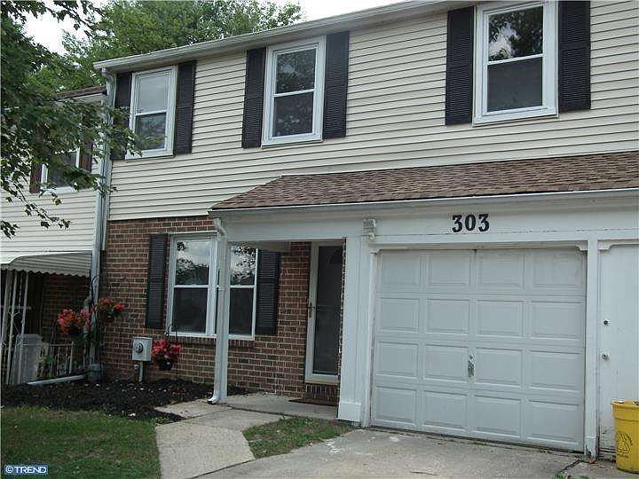 1st image of 303 Cherrywood Dr