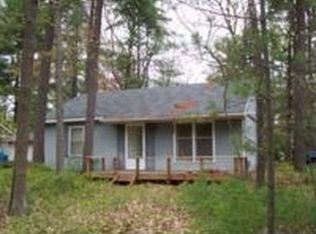 6402 Holden Ave, Indian River, MI 49749