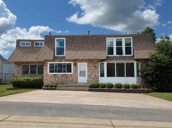 1777 Holly Dr, Bowling Green, KY 42101