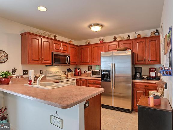 4th image of 343 Swatara Creek Dr #L-0121