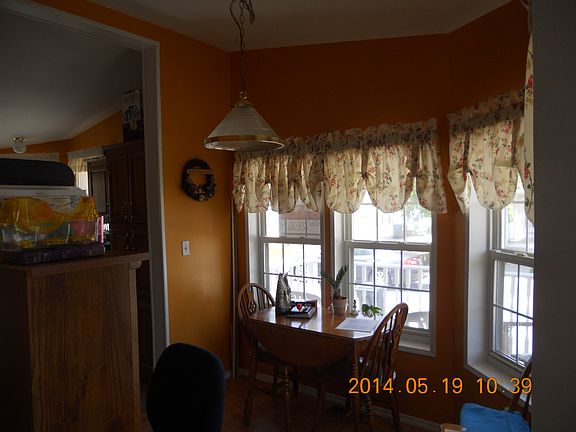 4th image of 443 Cranberry Dr