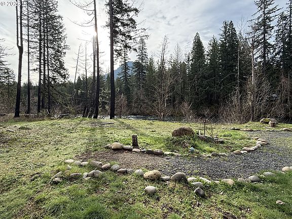 5th image of 54480 McKenzie River Dr