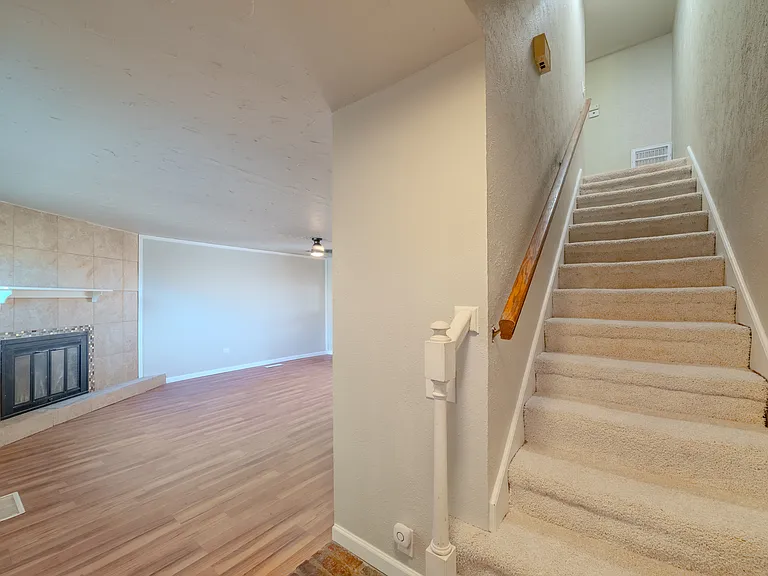 3326 Rock Creek Way — Photo 8