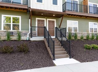 2674 Notre Dame Dr #703, Fitchburg, WI 53711