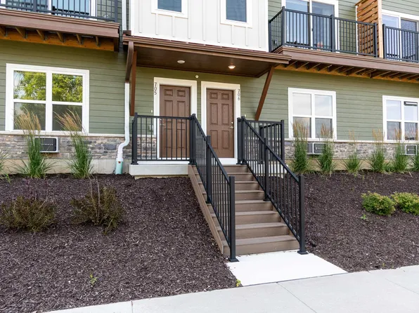 2674 Notre Dame Dr #703, Fitchburg, WI 53711