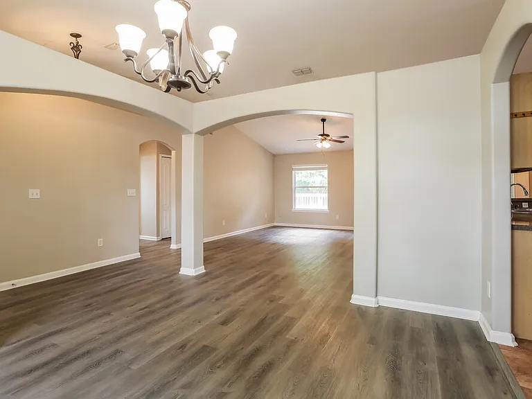 1299 Summit Oaks Dr E — Photo 7