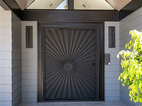 5th image of 17030 Countess Pl