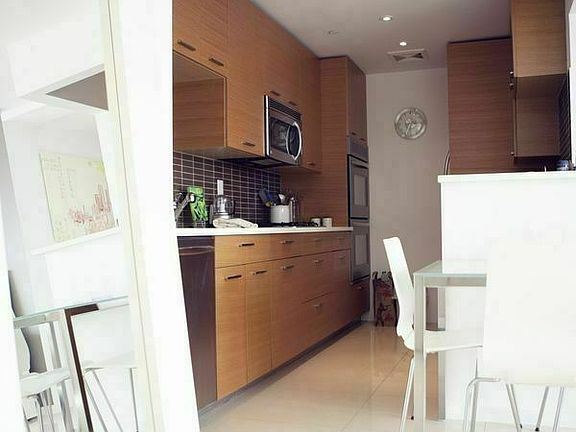 3rd image of 522 Lefferts Ave #3B